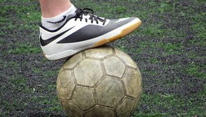 开云体育官方网站网址-高位控球后丢球是否更容易导致反击失分，控球老是掉球