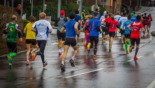 开云入口-全国青少年迷你马拉松赛大放异彩，全国大学生迷你马拉松