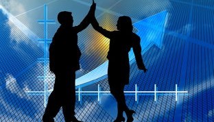 开云体育官网app-电竞行业迎来春天资本持续加码热度不减，电竞产业