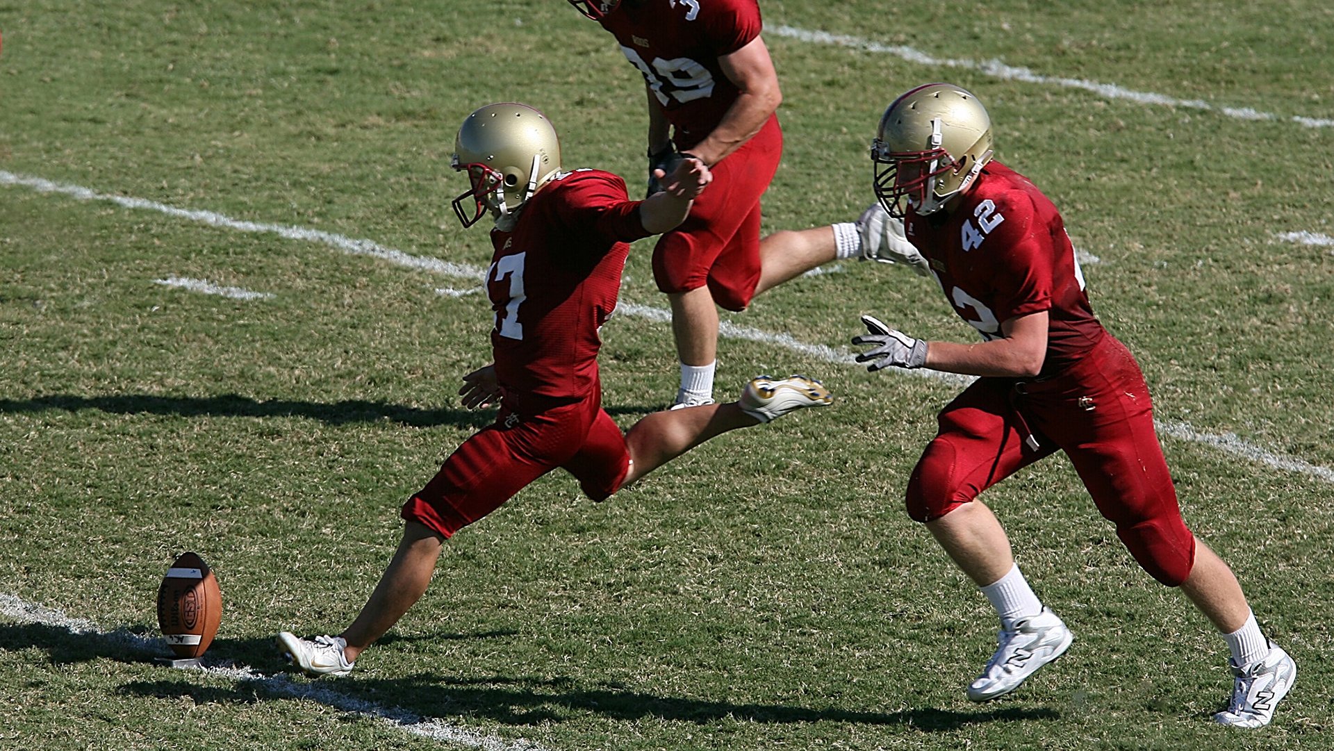 国家队选人忽视球员场上位置适配度，球员选择什么意思